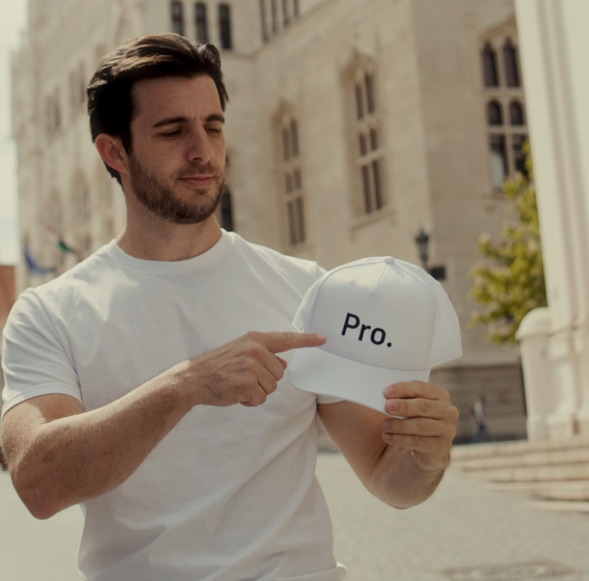 Pro. Cap